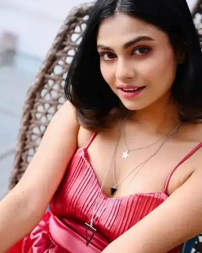 Call Girls Service in Kaiserganj